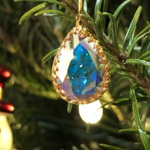 Handmade gold earrings with Swarovski crystals